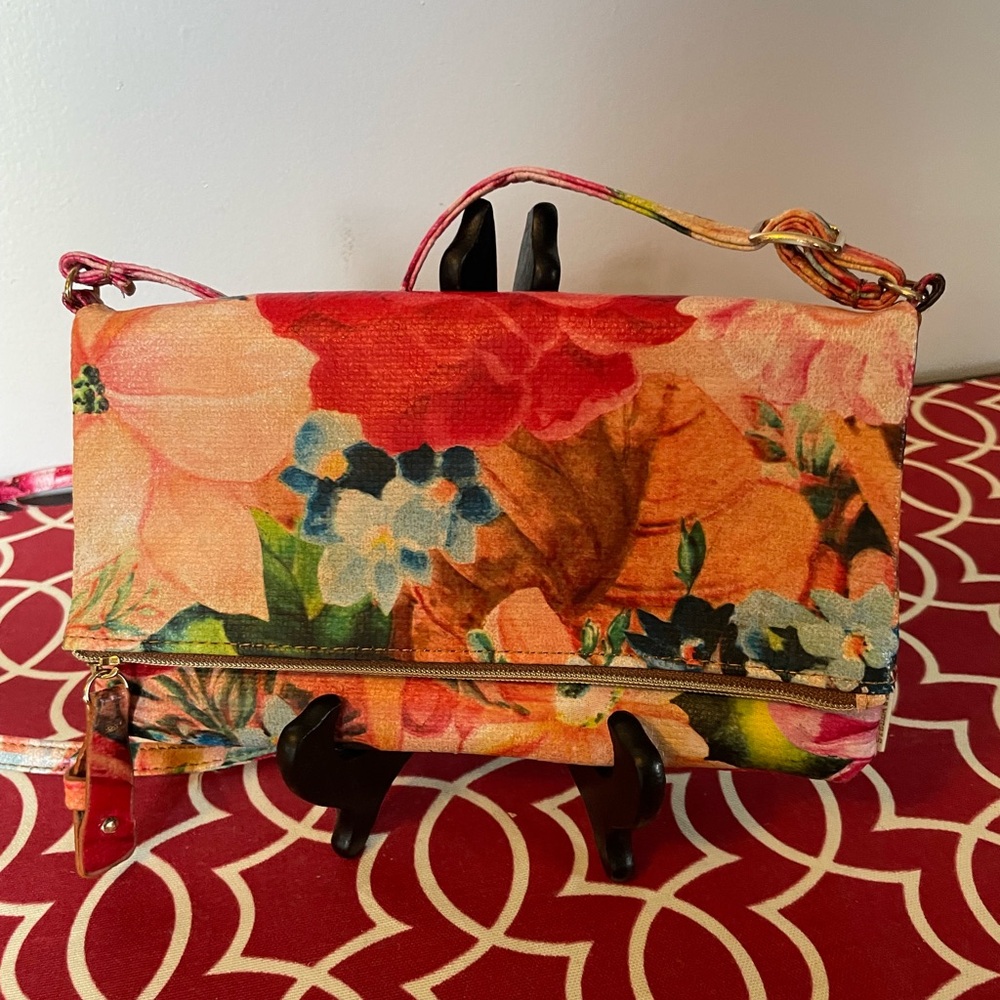 Stella & Max Crossbody Bag